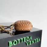 Bottega Veneta Women Knot Minaudière Clutch in Calfskin Leather-Brown