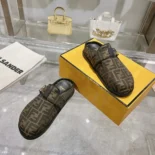 Fendi Unisex Feel Brown Fabric Sabots 8R8448AJZXF0R7V