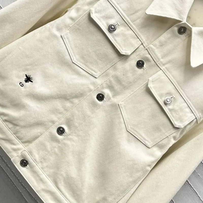 Dioramour Jacket White Cotton Denim with Multicolor Cœur des Curiosités Motif