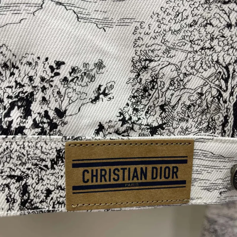 Jacket White Cotton Denim with Blue Toile de Jouy Scotland Motif