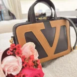 Valentino Women Valentino Garavani Viva Superstar Nappa Handbag-Brown