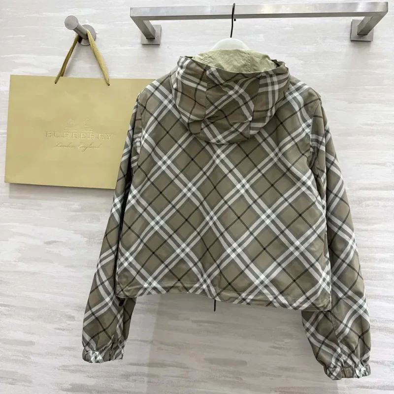 Burberry Men Cropped Reversible Check Hooded Jacket 81058501