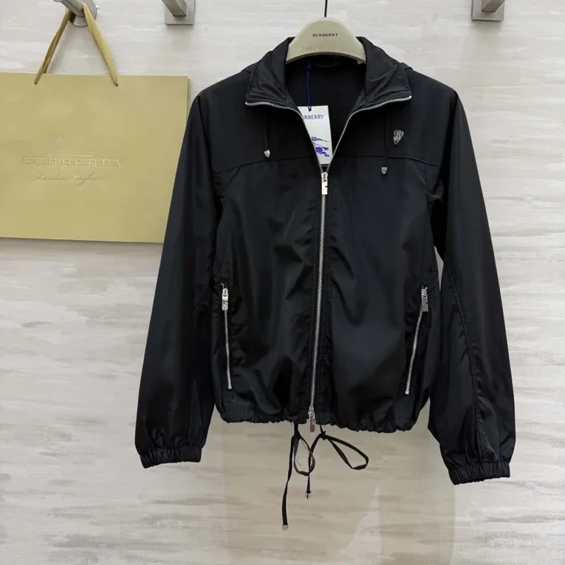 Burberry Women Knight Stamp Nylon Jacket-Black 81136471