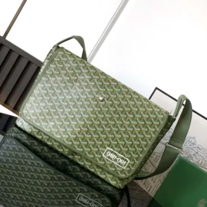 Goyard Unisex Capetien MM Messenger Bag-Green CAPG25MMLTY29CG29P