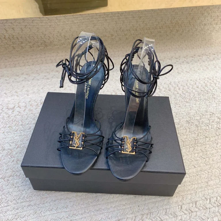 Saint Laurent YSL Women Babylone Sandals in Smooth Leather 7857061N8001000