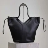 Saint Laurent YSL Women Y Large Hobo in Leather-Black
