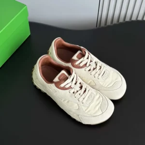 Bottega Veneta Unisex Orbit Flash Sneaker-Beige 838384V3M