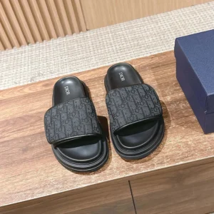 Dior Unisex Aqua Sandal Black Dior Oblique Jacquard