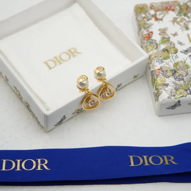 Dior Women D-Drop Earrings Gold-Finish Metal with White Resin Pearls and Champagne Crystals