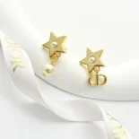 Dior Women Lucky Dior Earrings Gold-Finish Metal E3903WOMRS