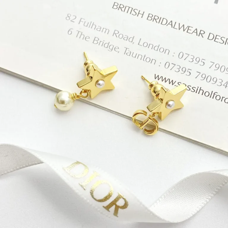 Dior Women Lucky Dior Earrings Gold-Finish Metal E3903WOMRS
