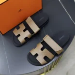 Hermes Unisex Chypre Sandal-Dark Brown H222857ZHX3415Hermes Unisex Chypre Sandal-Dark Brown H222857ZHX3415